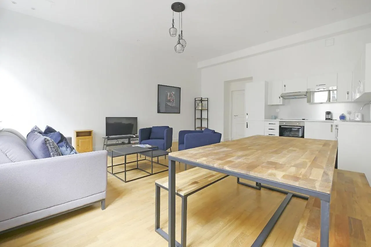 Faubourg Saint Honore Apartment *