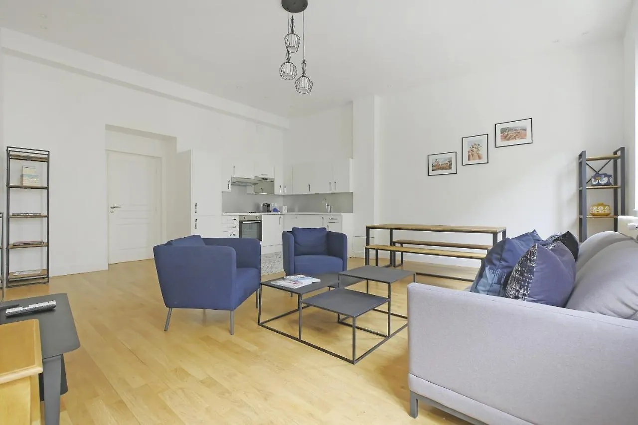 Faubourg Saint Honore Apartment *