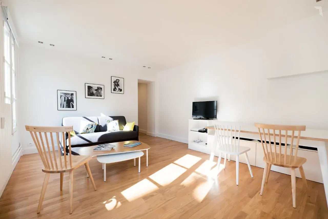 Apartment Faubourg Saint Honore *